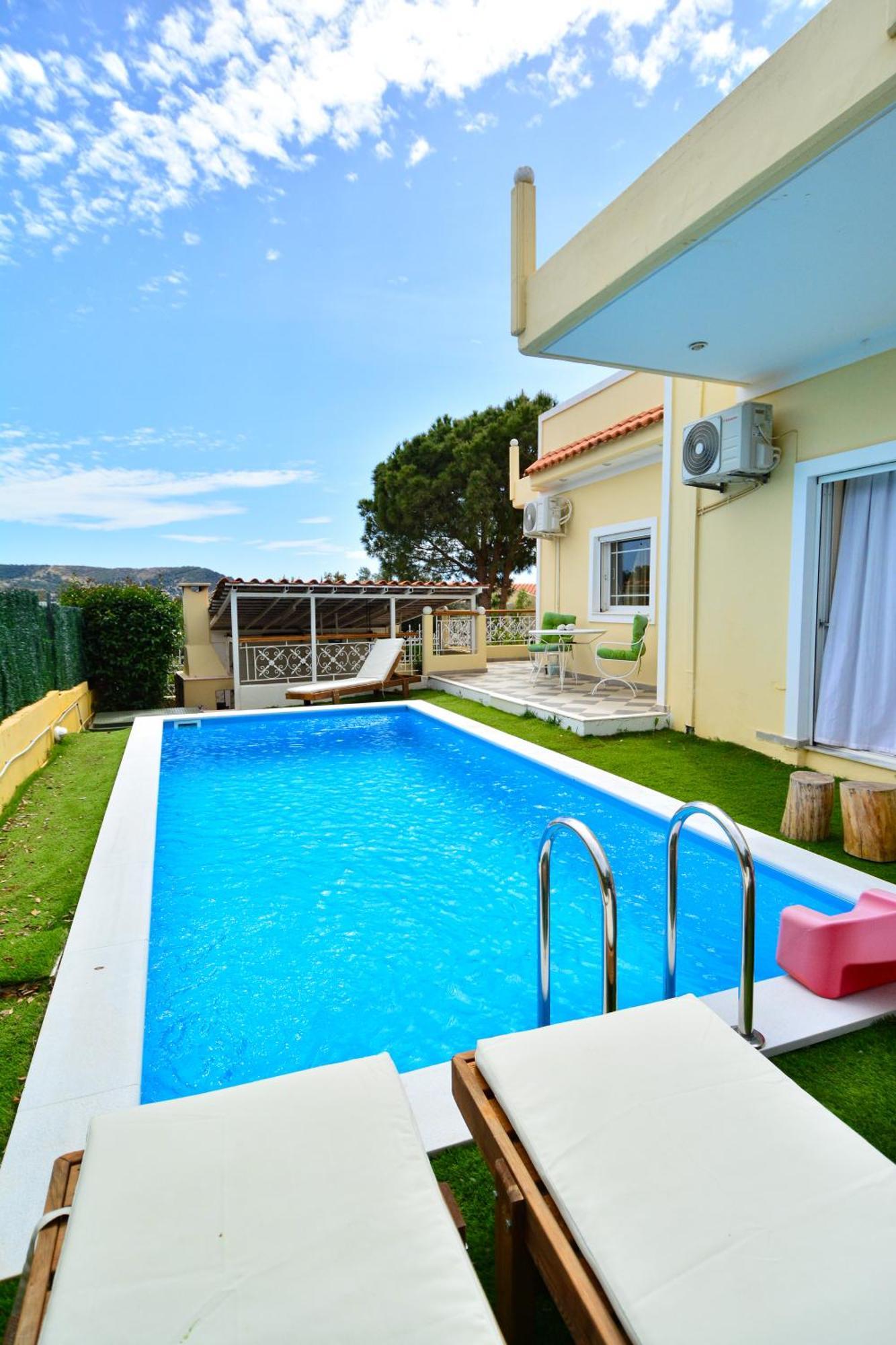 Villa Filoxenia All Seasons, Near Airport, Sea, Athens Ajía Marína Kültér fotó