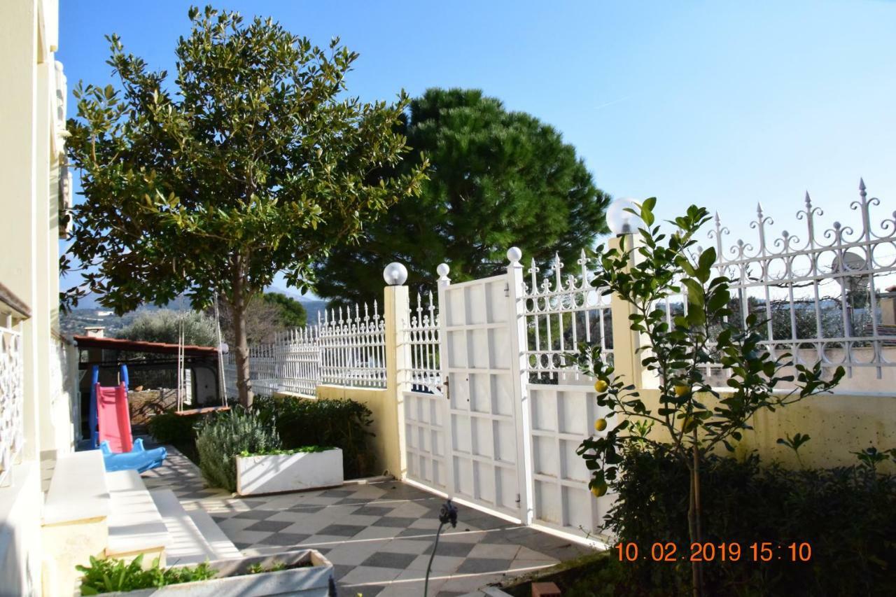 Villa Filoxenia All Seasons, Near Airport, Sea, Athens Ajía Marína Kültér fotó